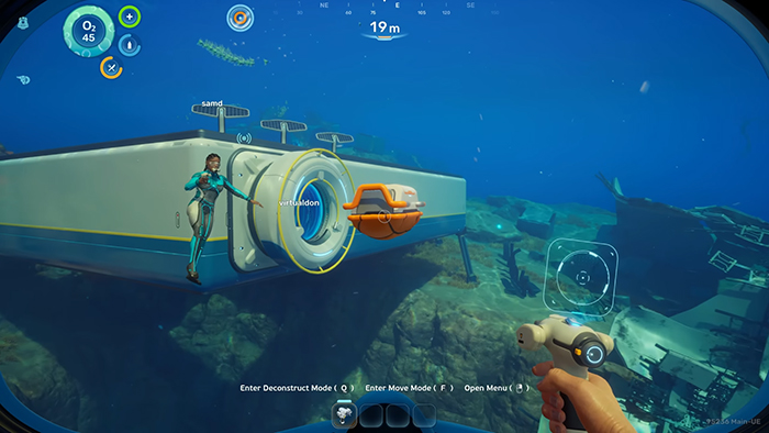 Player and teammate near a base module in Subnautica 2 multiplayer, showcasing cooperative gameplay.